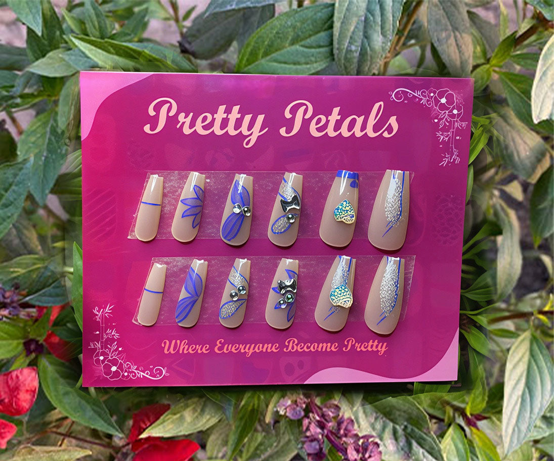 White Floral Almond Shape Nude Press-on Nails With Application Kit