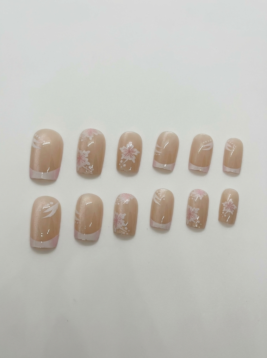 Opal Blossom Press-On Nails With Application Kit
